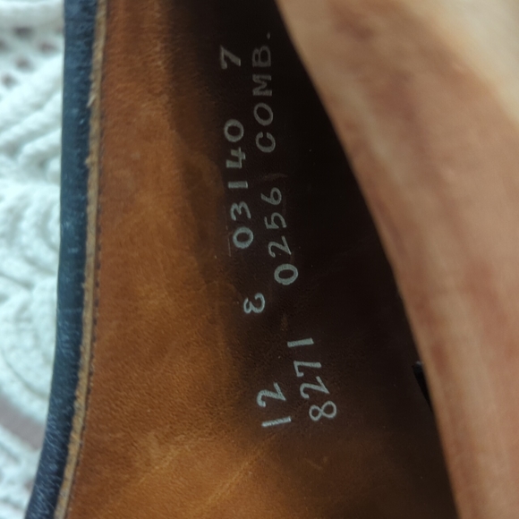 VTG Allen Edmonds Men's Leather Saddleback Shoes 12 with cedar shoe horns - Picture 6 of 9